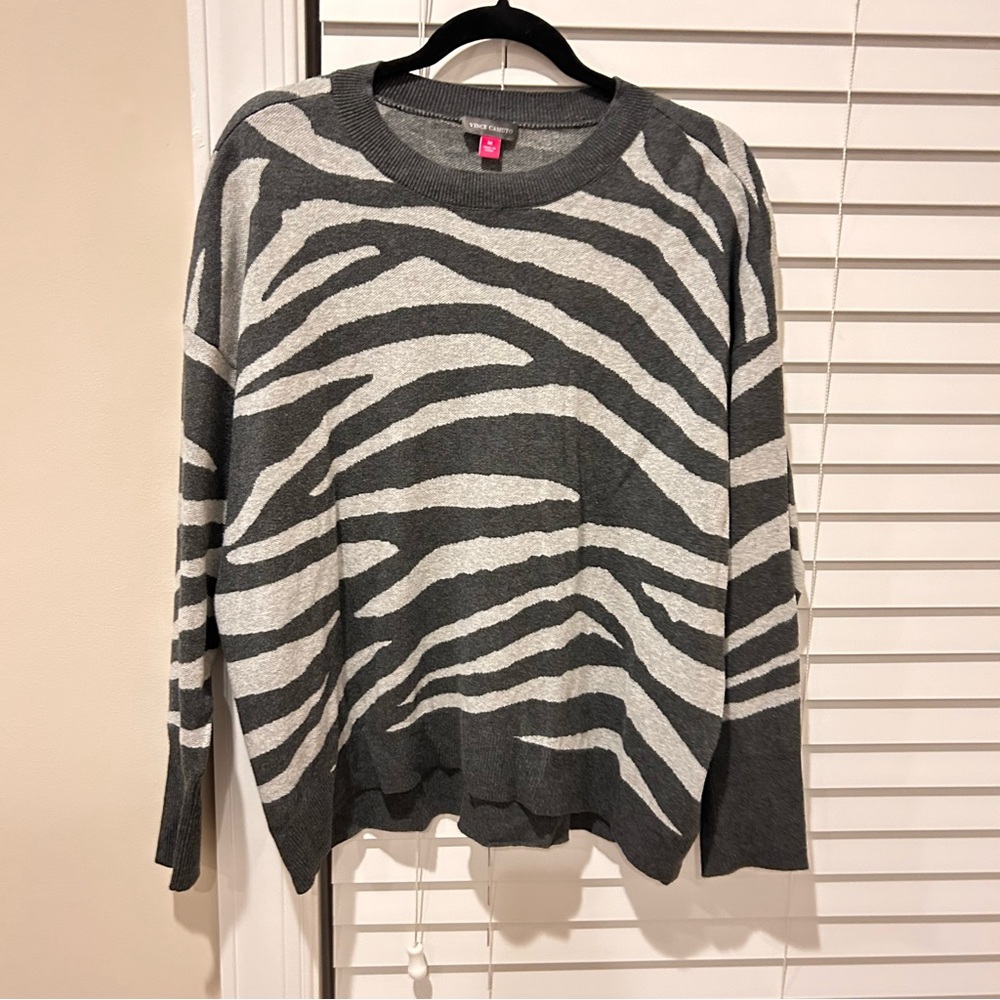 Vince Camuto cotton sweater size M